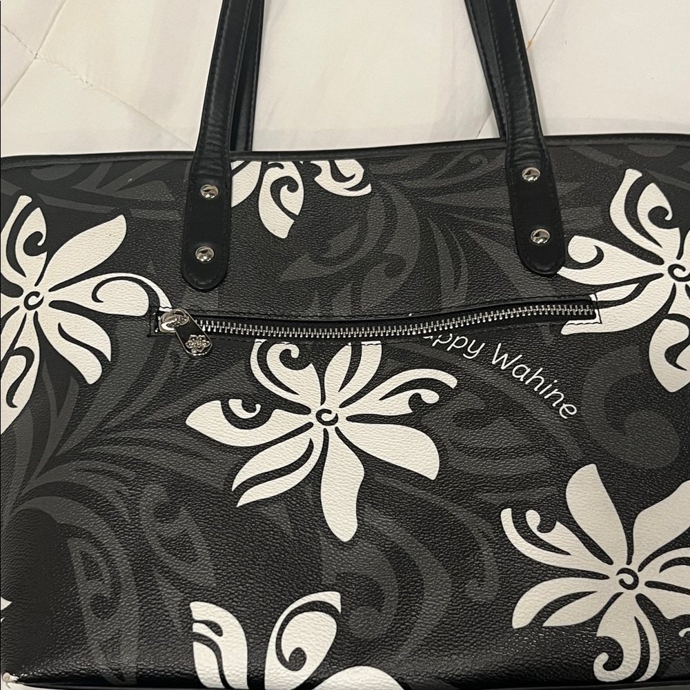 Happy Wahine Hawaii Black Floral Tote Bag with White Flower Print - Picture 5 of 5